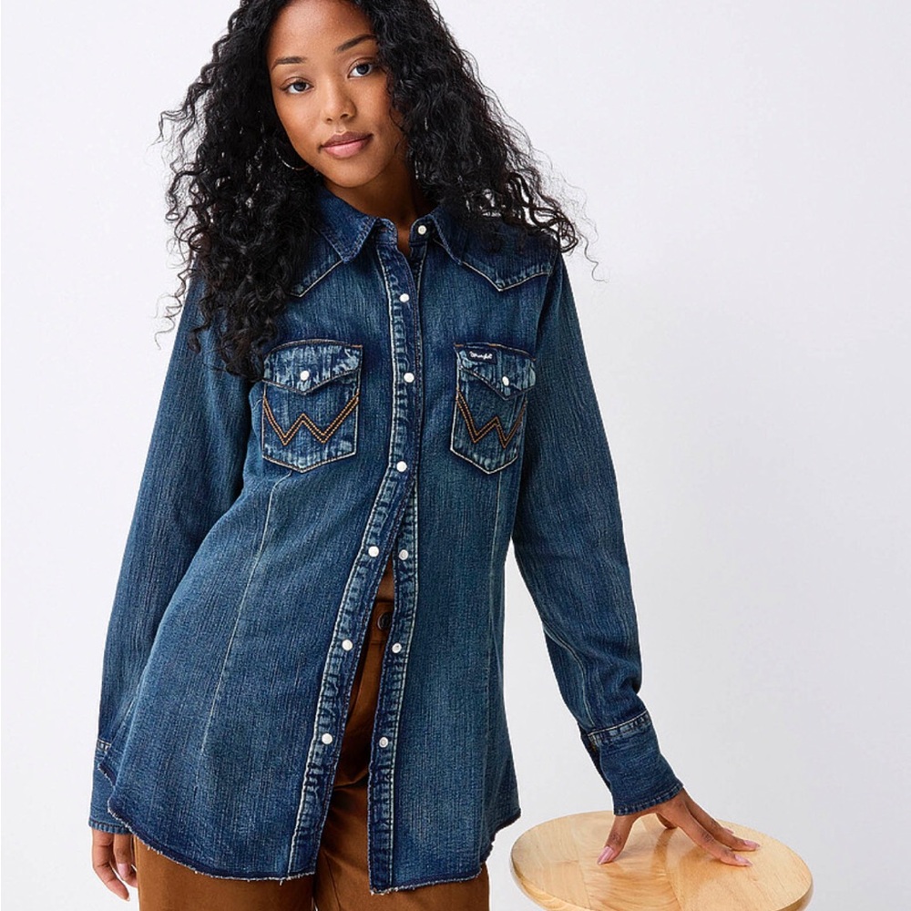 Long Sleeve Western Snap Denim Shirt